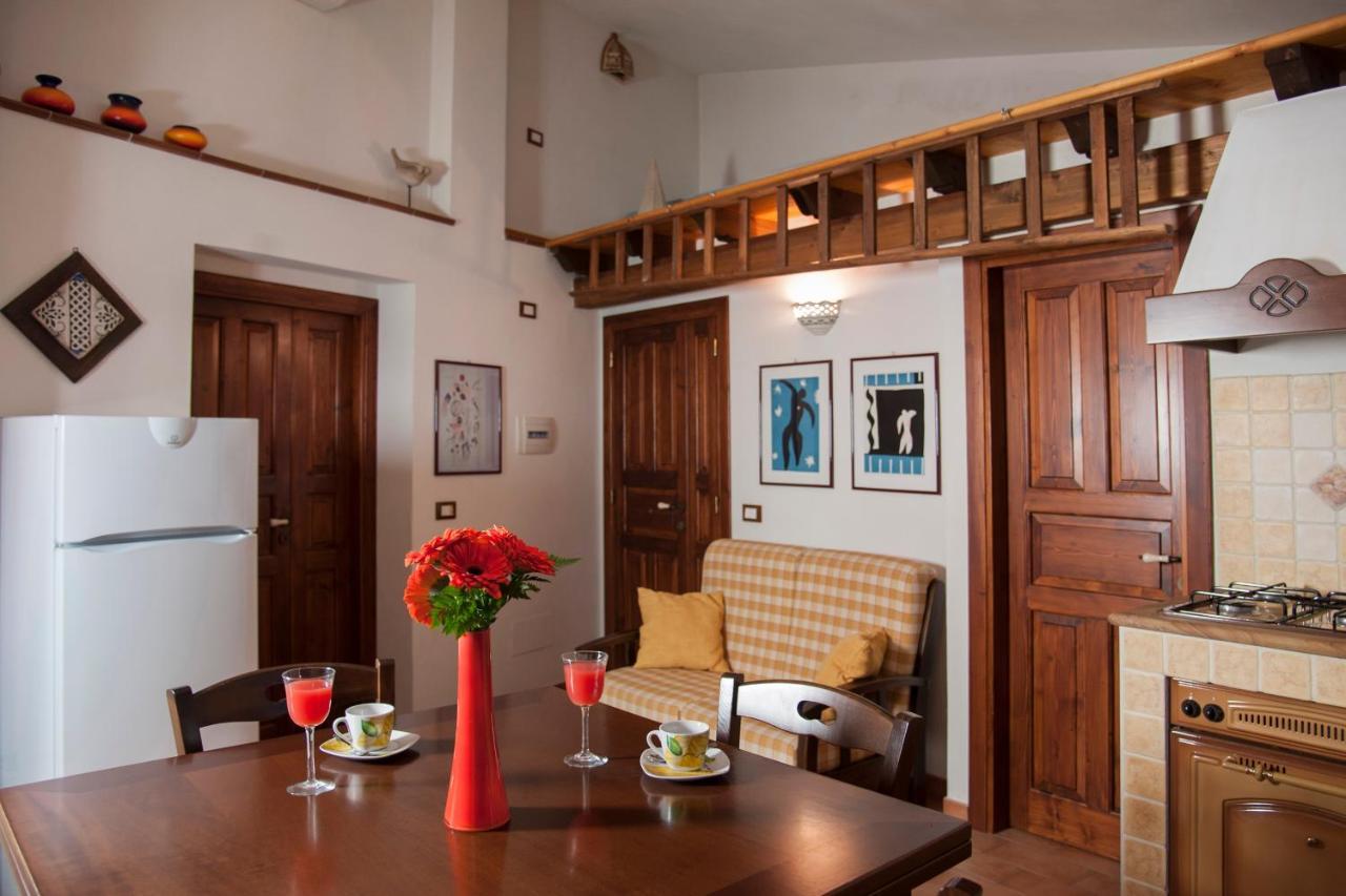 Mirose'S Holiday Home Castelbuono  Exterior photo